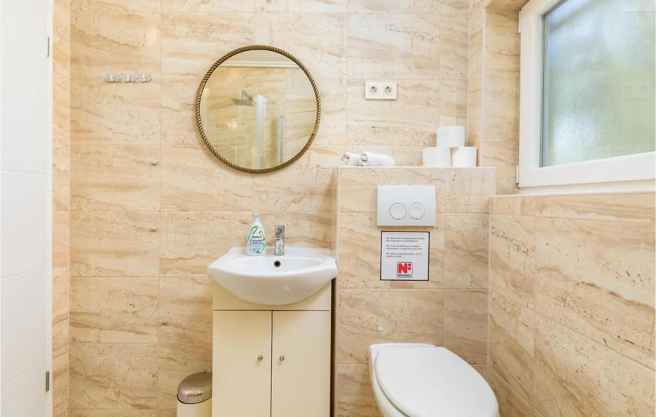 3 Bedroom Awesome Apartment In Pula
